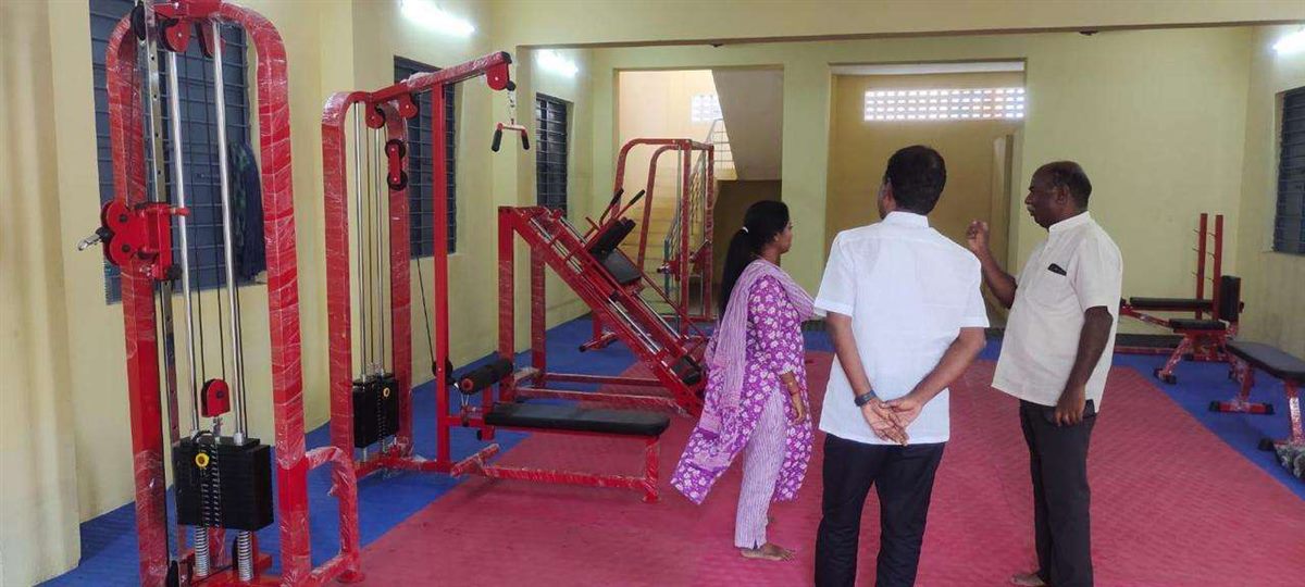 Bus Stand & Gym &ndash; Perambur